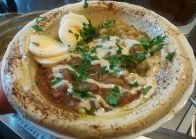 Zdjęcie dania Hummus meszulasz